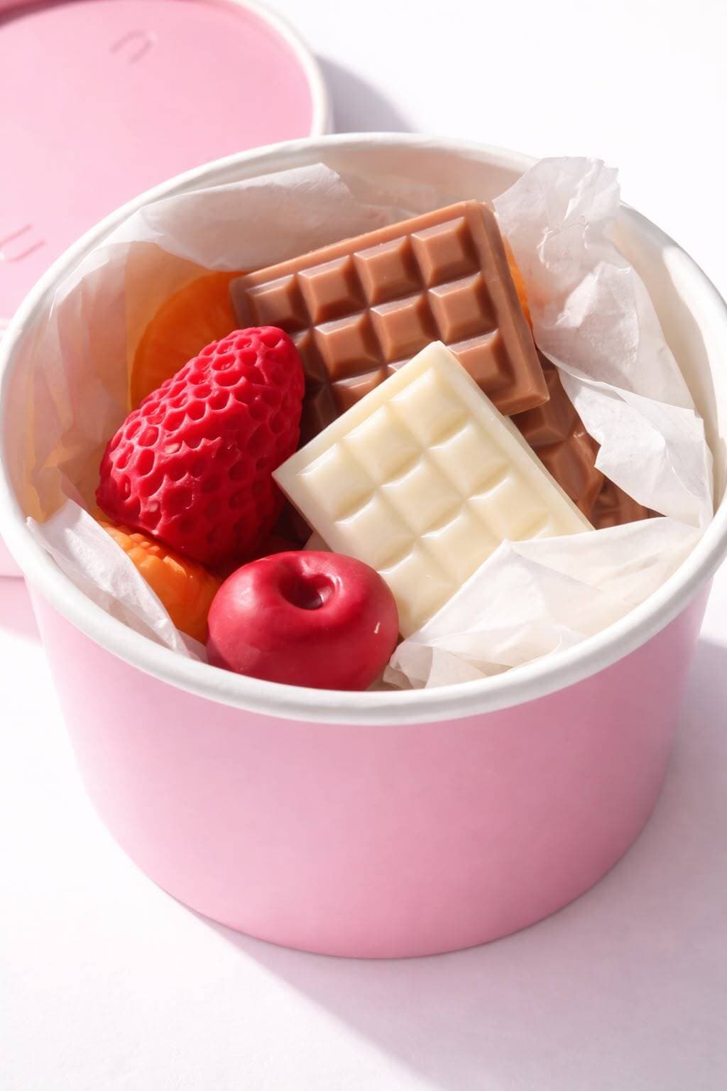 Wax melts de frutas y chocolates: cada pieza huele a lo que es.